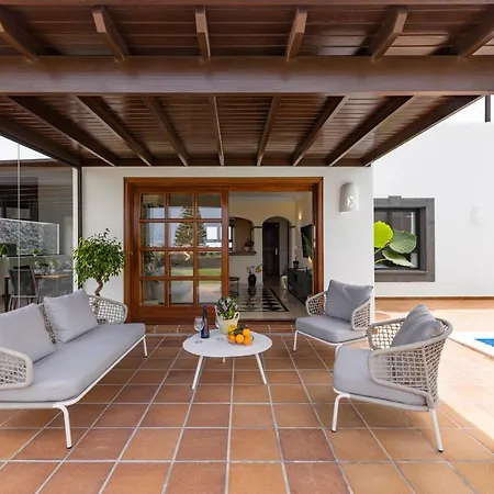 Lanzarote Zafiro Game 16 * פלאיה בלנקה