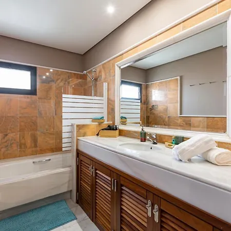 Lanzarote Zafiro Game 16 וילה *